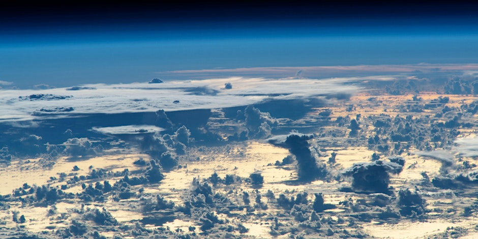 Quel rôle les nuages jouent-ils dans le changement climatique ?